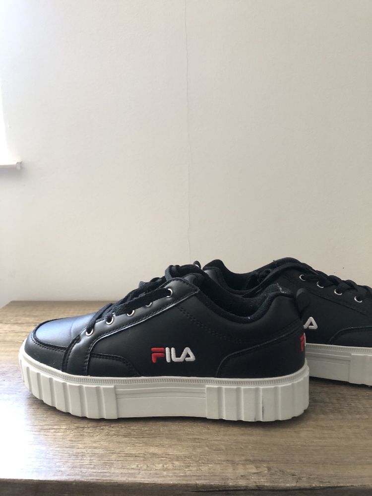 Buty fila czarne