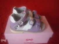 Buty dla dziewczynki
