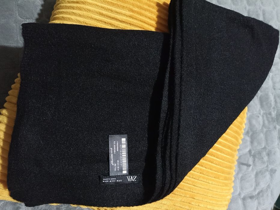 Теплый палантин бренд ZARA