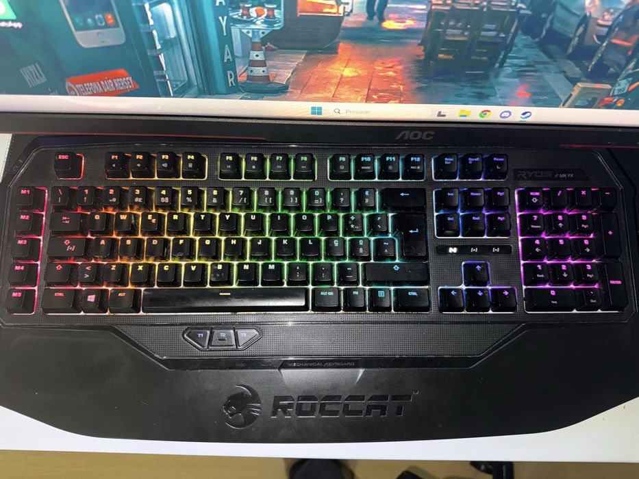 Roccat ryos mecanico rgb