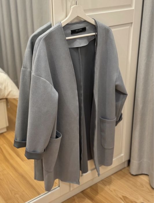 Niebieski płaszczyk Zara