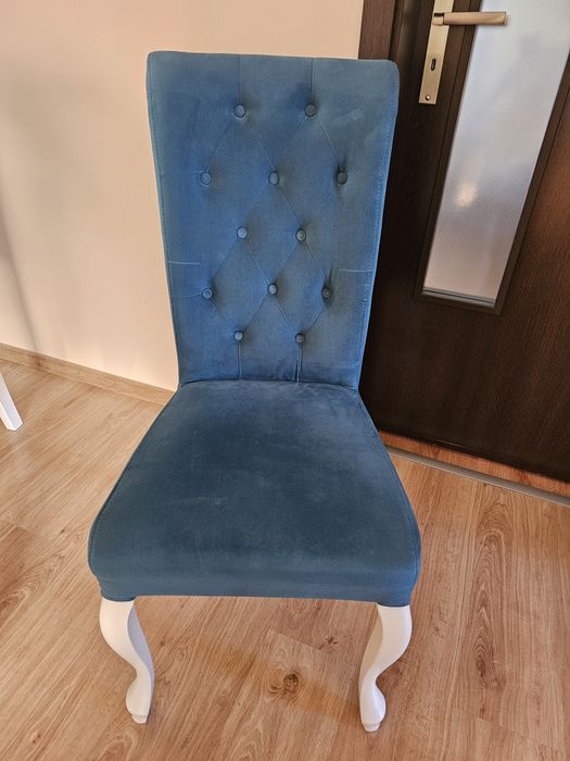 Stół z krzesłami zestaw