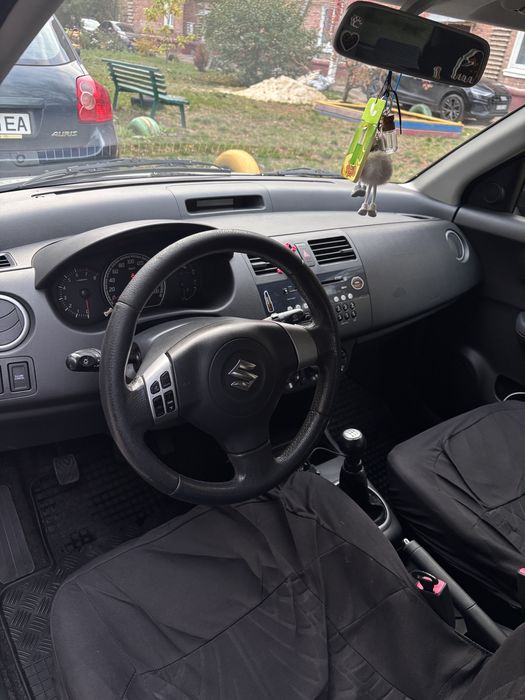 Продам suzuki swift 2008