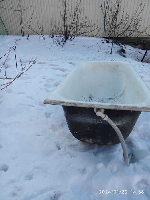 Ванна чугунная  продам