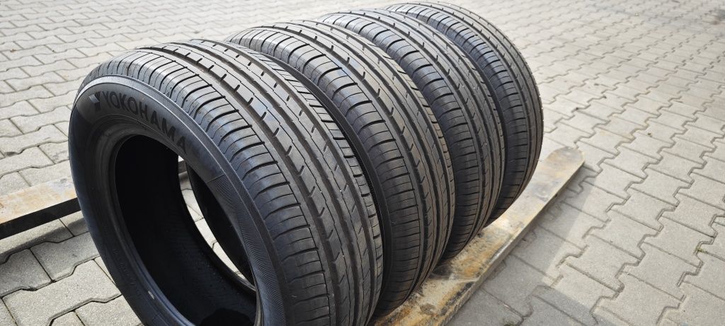Yokohama Bluearth ES ES32 215/60 R16 99H XL