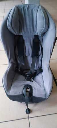 Cadeira Auto Chicco com isofix 9-18kg