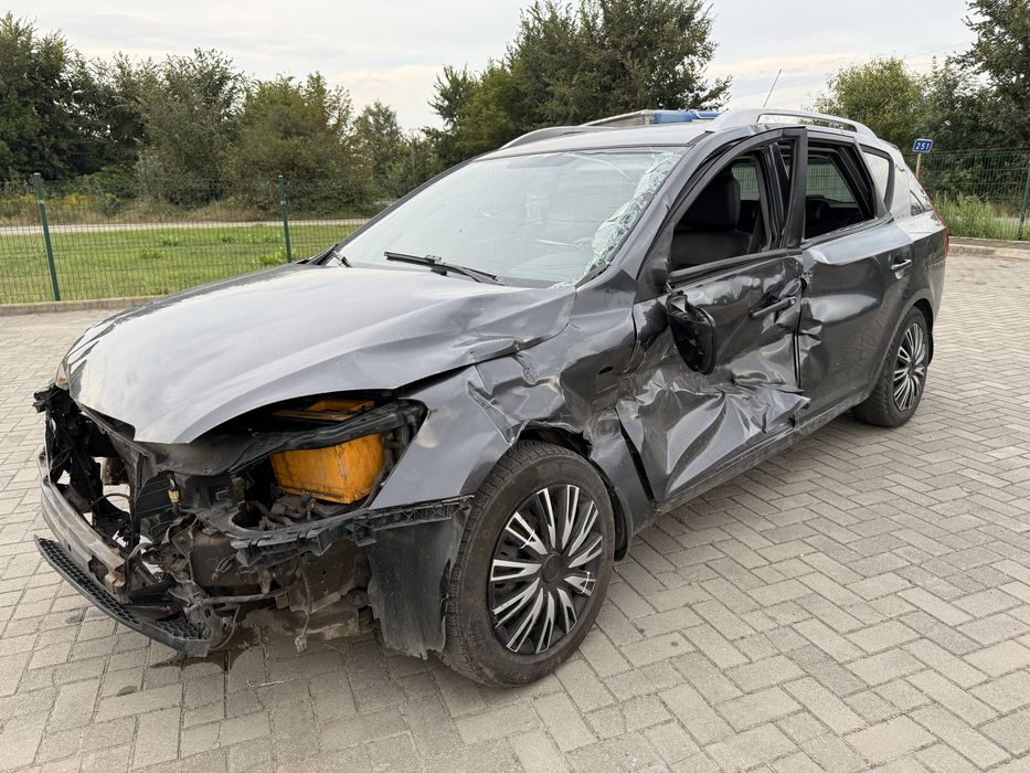 Розбираю Kia Ceed 2.0d ІДЕАЛ 6ст 2008р на ходу