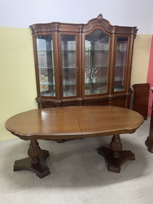 Móvel de sala e/ou mesa de jantar