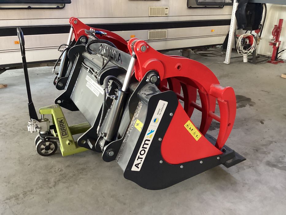 Ківш з прижимом до JCB