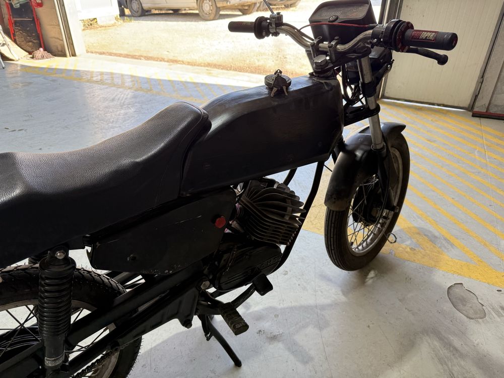 Vende-se Sachs fuego