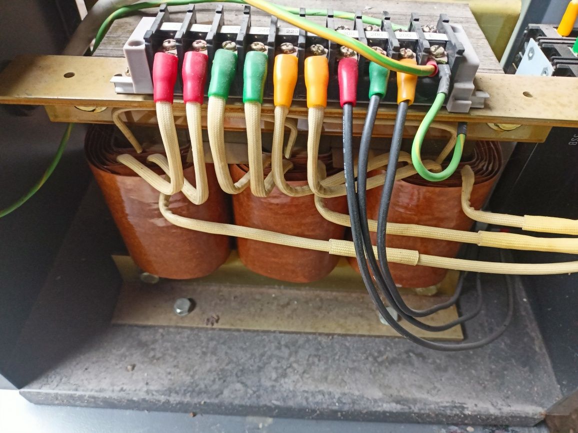 Stabilizator napięcia 380V. Transformator 53 kg