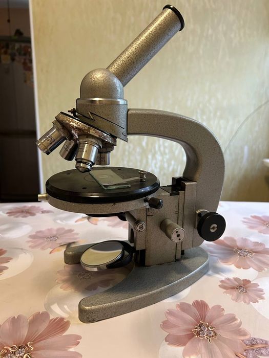 Продам микроскоп  Мби