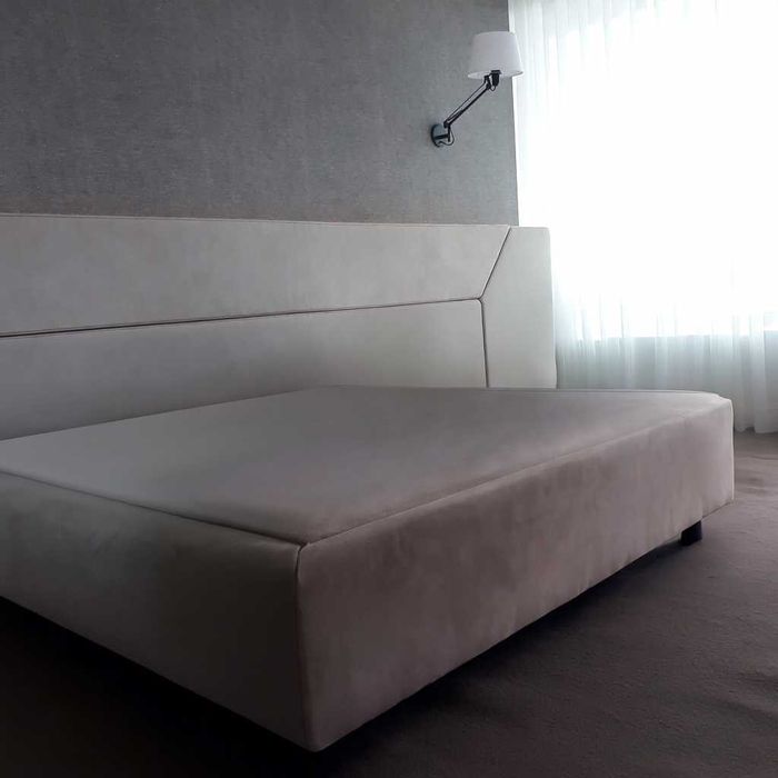 Sommier de Cama em tecido Bege