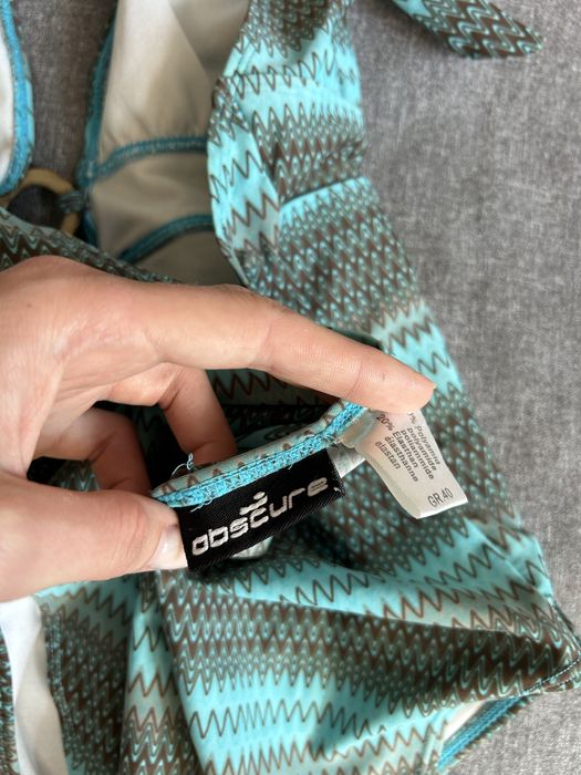 Суцільний жіночий купальник. купальник