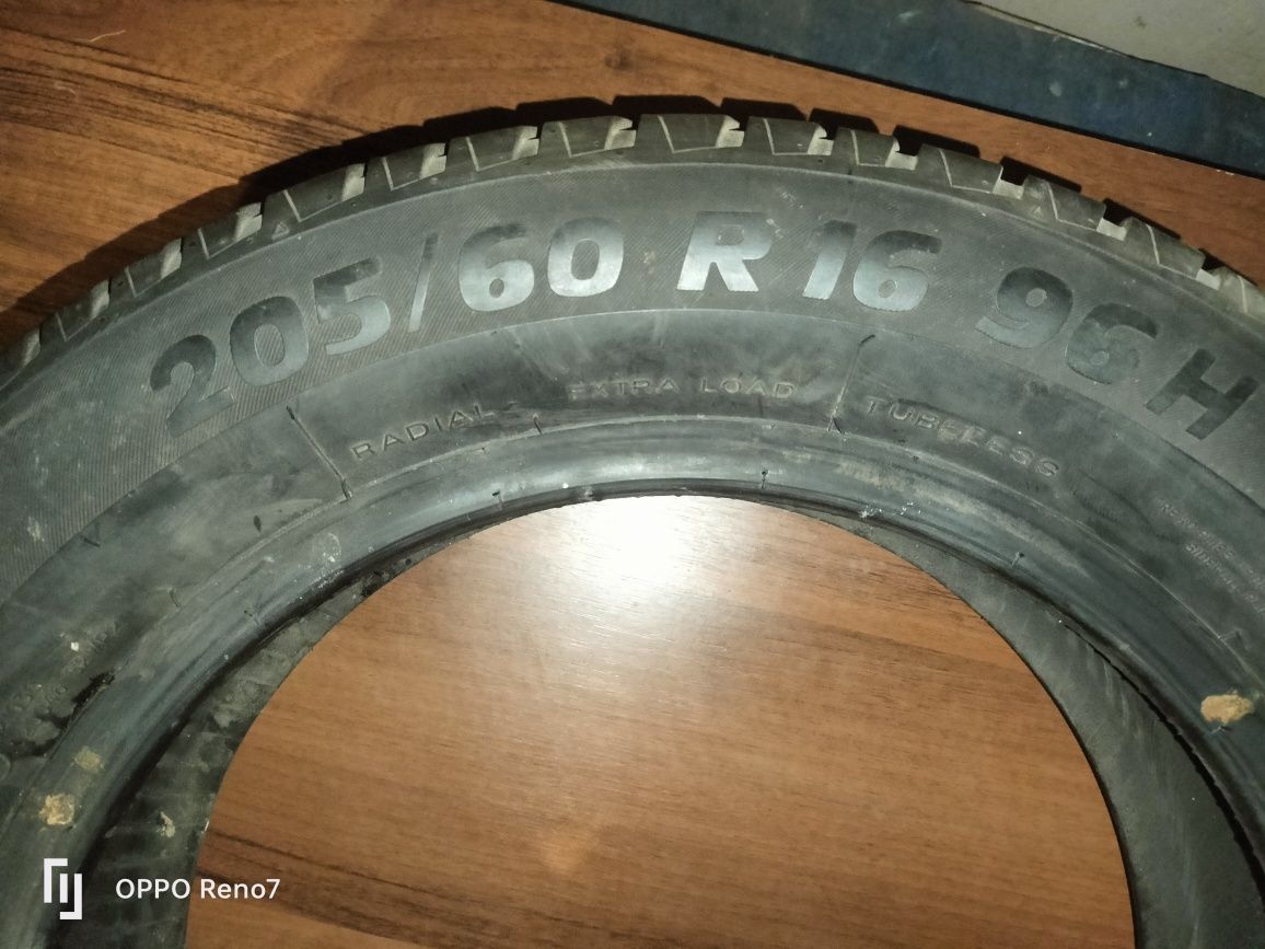 Продам резину 205/60 R16