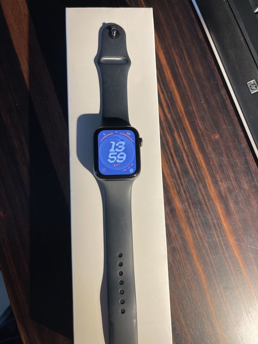 Apple Watch SE 44mm em otimo estado