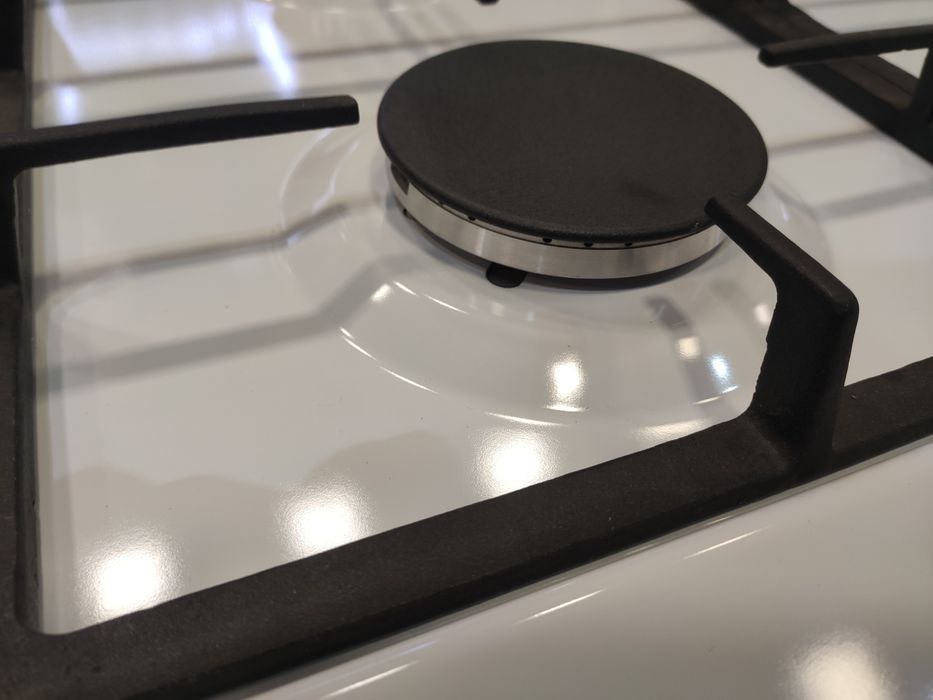 Варочная газовая поверхность AMICA PG 65KWPR  Польша Белая