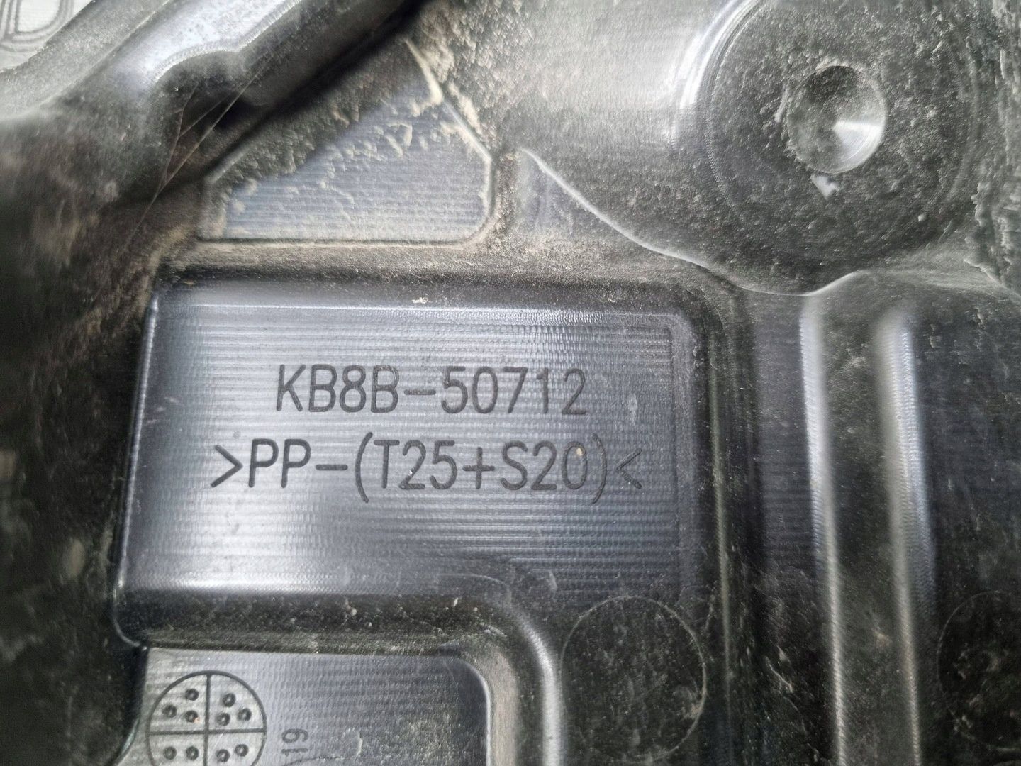 Mazda CX-5 II Z przodu Atrapy chłodnicy