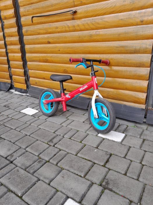 Продам машинки та велосипеди дитячі