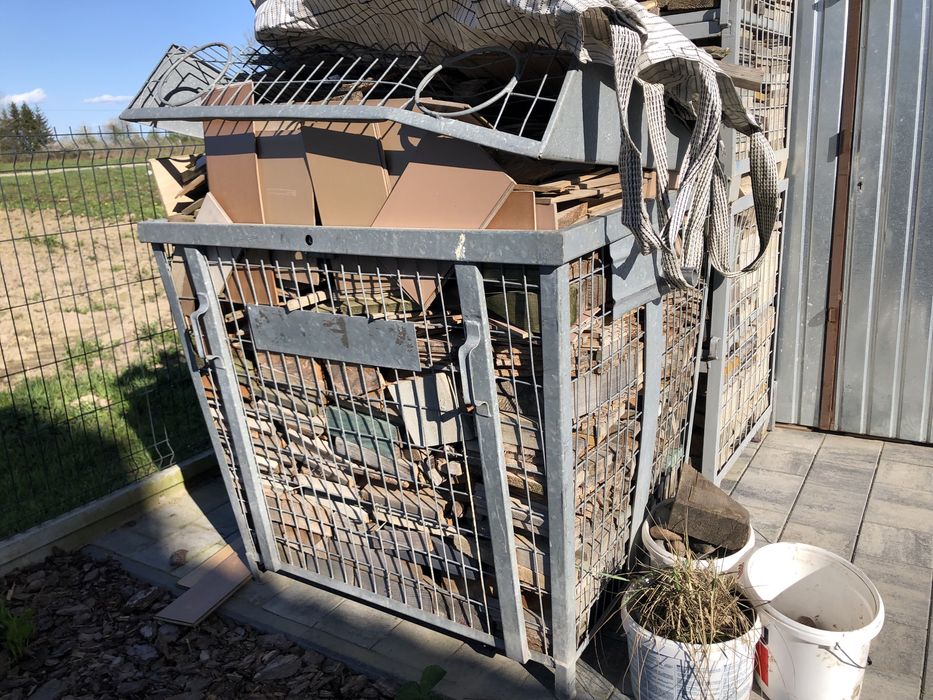 Drewno deski pocięte na opał