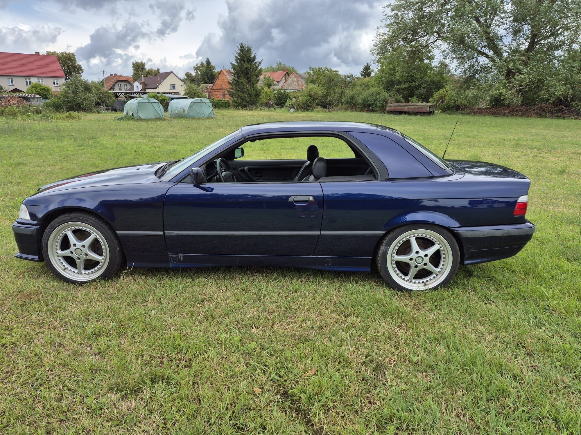 Ładne BMW E36 Cabrio, 2.5benzyna. Alu18", Hardtop.