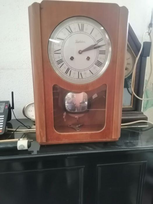 Relógio de pêndulo de sala