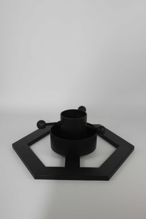 Metalowy Stojak Na Choinkę Solidny Loft "VitaFresh"