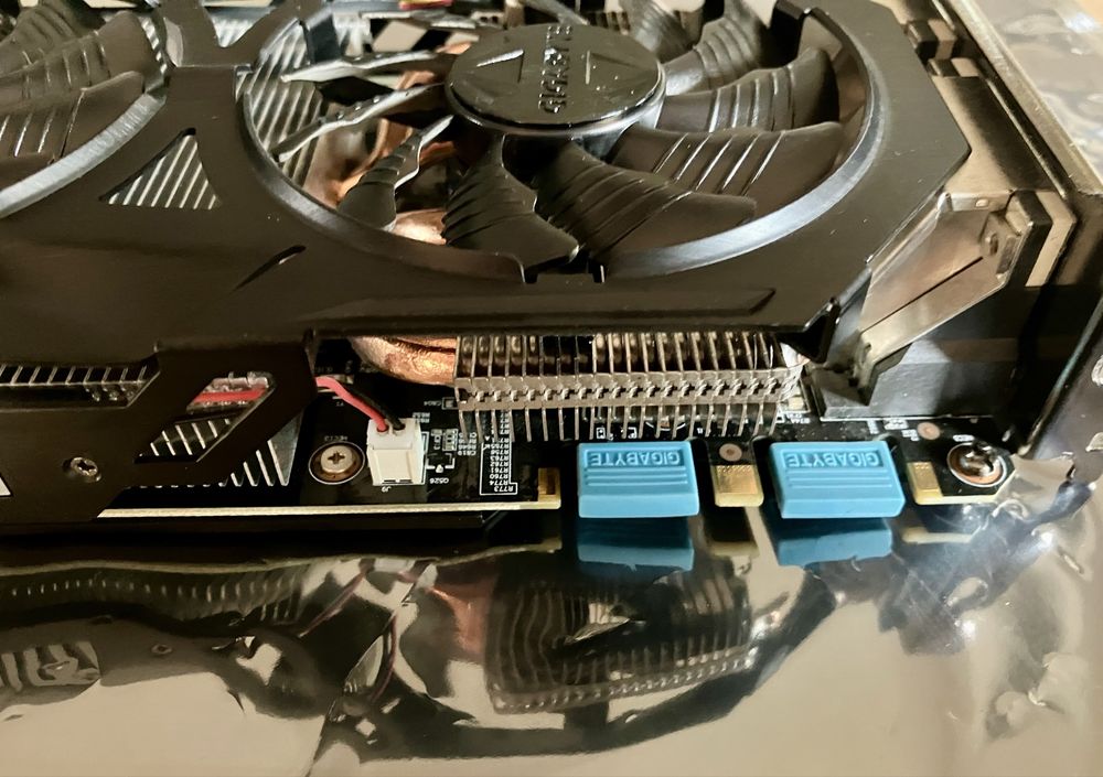 Gigabyte G1 Gaming Geforce GTX970.