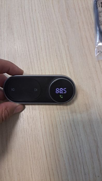 Baseus Solar FM модулятор