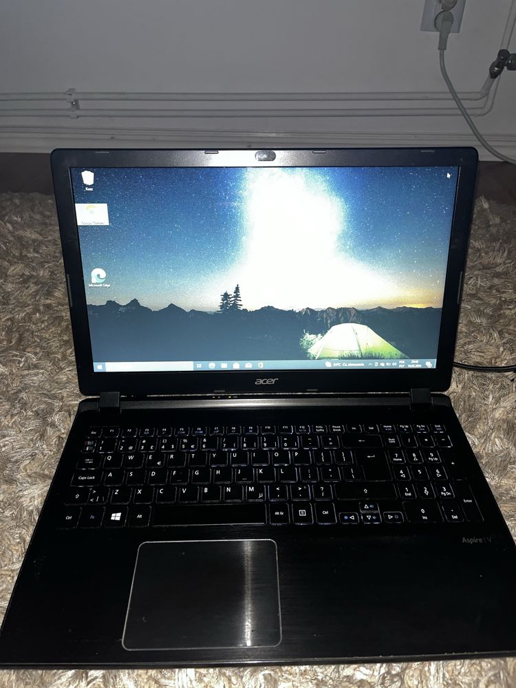 Acer aspire V5 gt750m i5 17.3