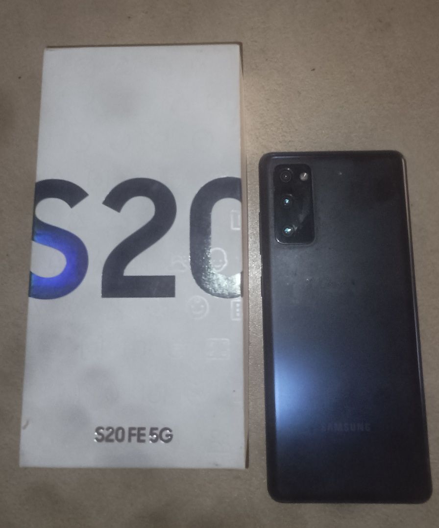 Samsung S20 FE 5G na GWARANCJI