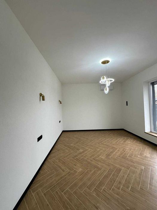 Будинок 98 м² з ремонтом, 3 спальнями та терасою на 4 сотках, Газ