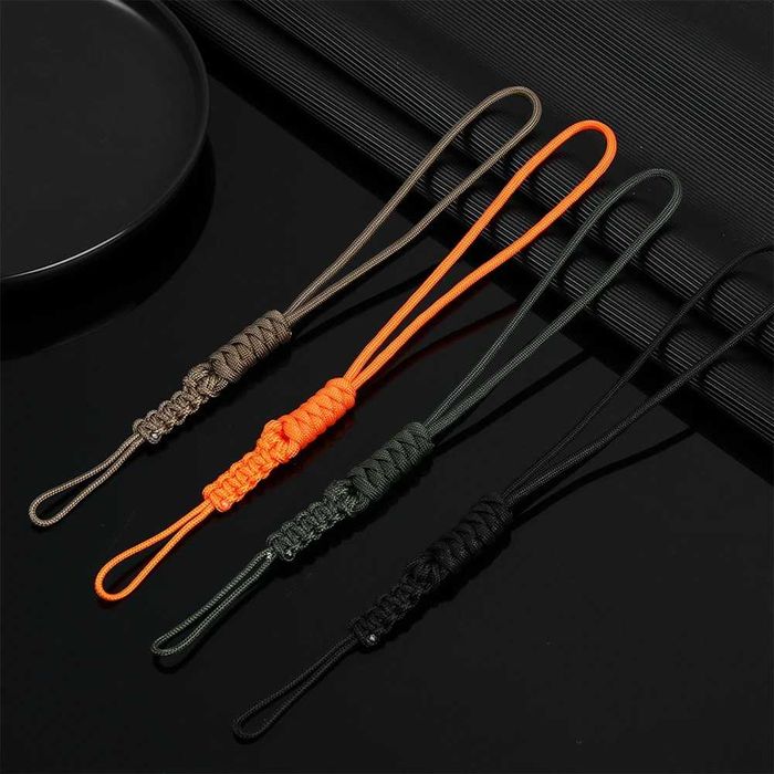 Smycz linka paracord 28 cm wytrzymała czarna