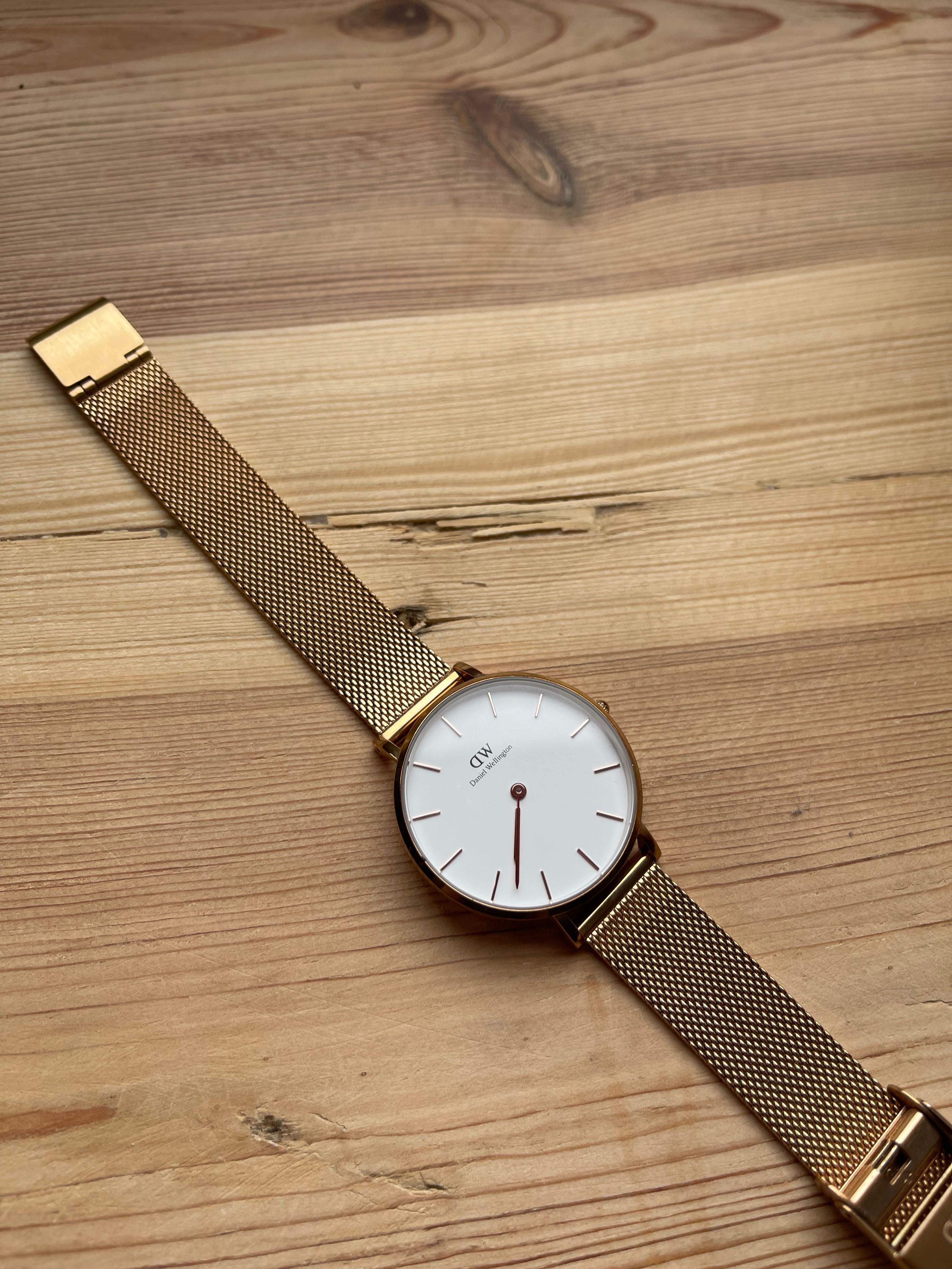 Zegarek Daniel Wellington złoty