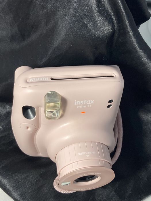 Instax Mini 11 Cor-de-Rosa