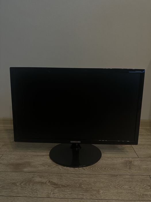 Monitor Samsung 24”