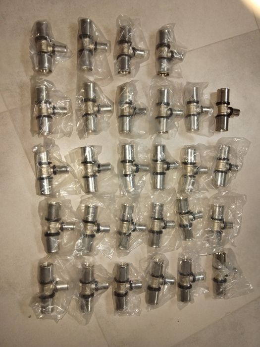 Trójnik TweeTop Pex U 25x16x25  28szt
