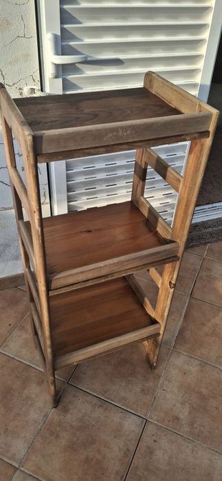 Prateleira/estante de madeira