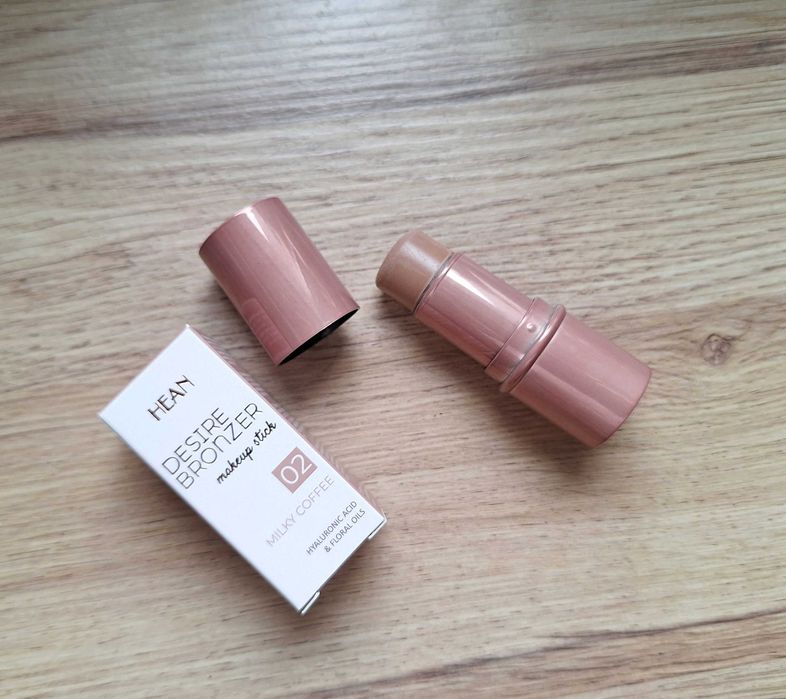 HEAN Bronzer w sztyfcie Desire 02 Milky Coffee