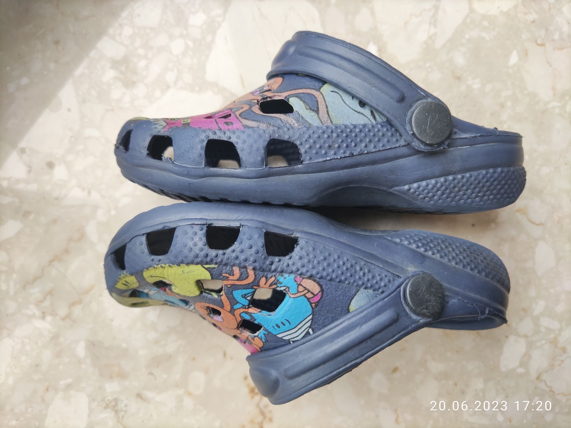 Crocs klapki dziecięce rozmiar 25