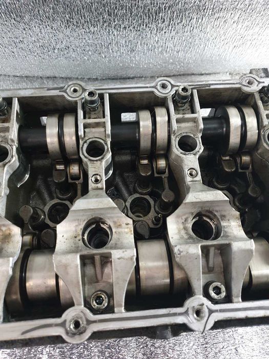 Головка блока цилиндров двигателя VW PASSAT B6 2.0 BKP 03G103308C