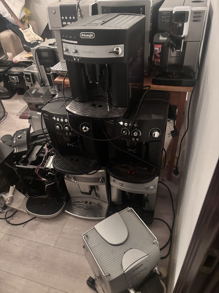 Кавомашина Delonghi magnifica  , автоматична кавомашина