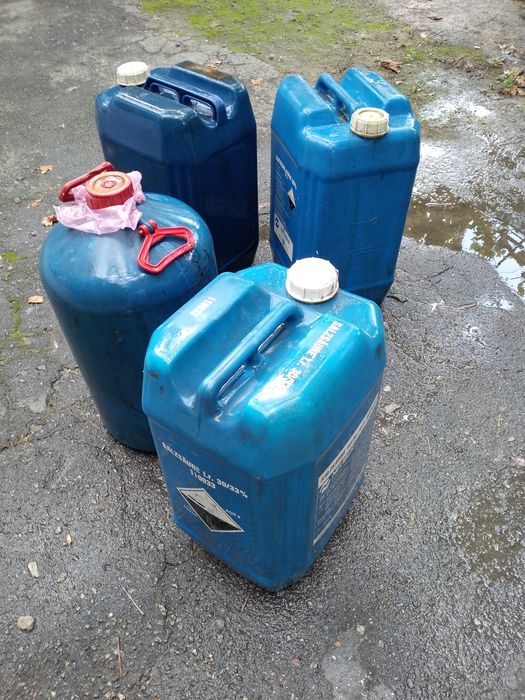 Канистры под топливо по 500 грн