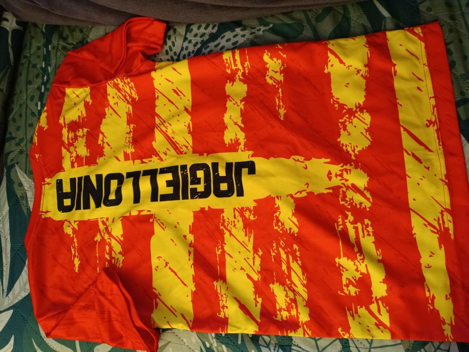 Nowa koszulka dla dzieci 128 Jagiellonia Białystok