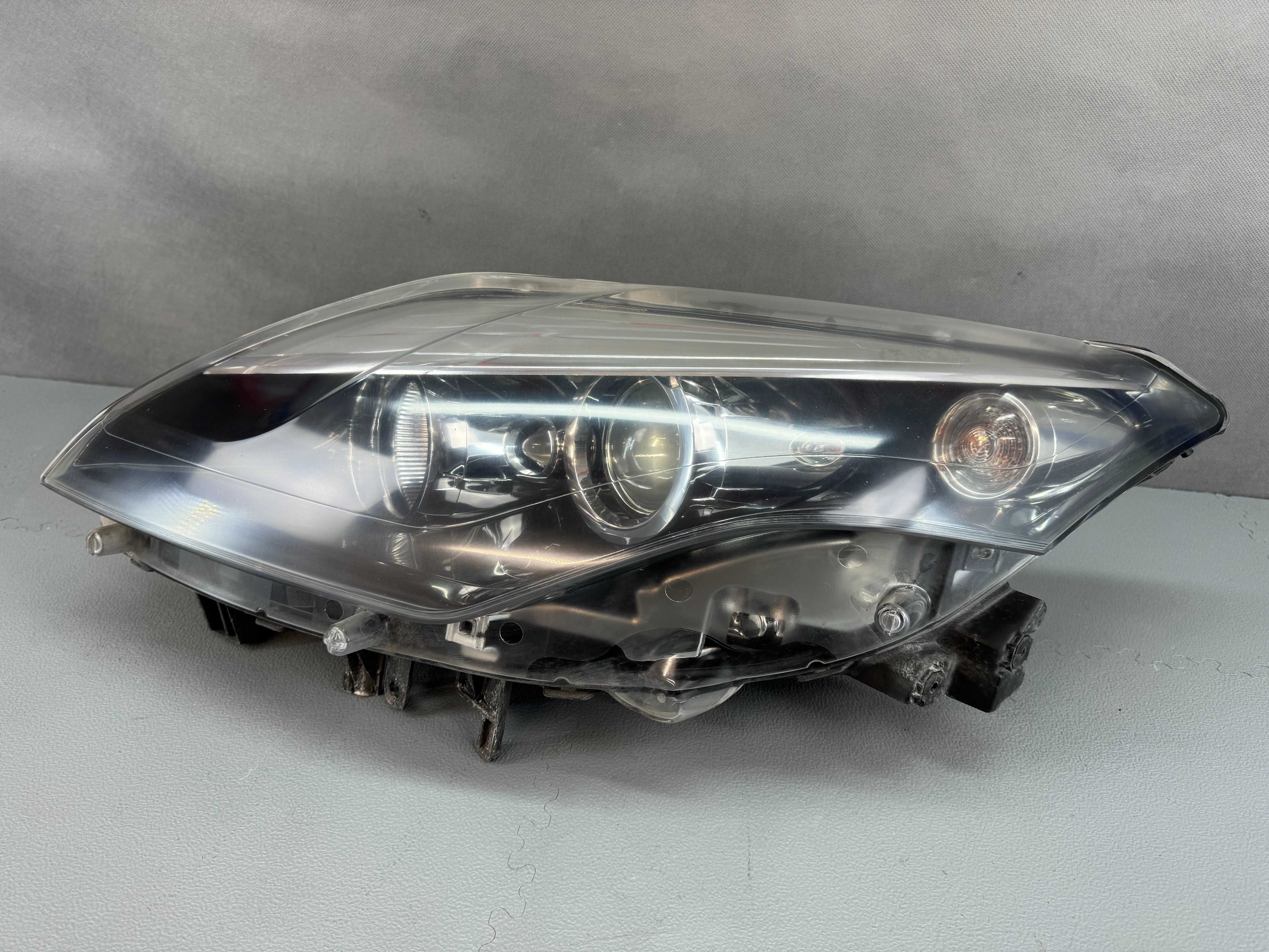 Renault Laguna III 3 Lift FL Lampa Przód Przednia Lewa Europa Valeo H7