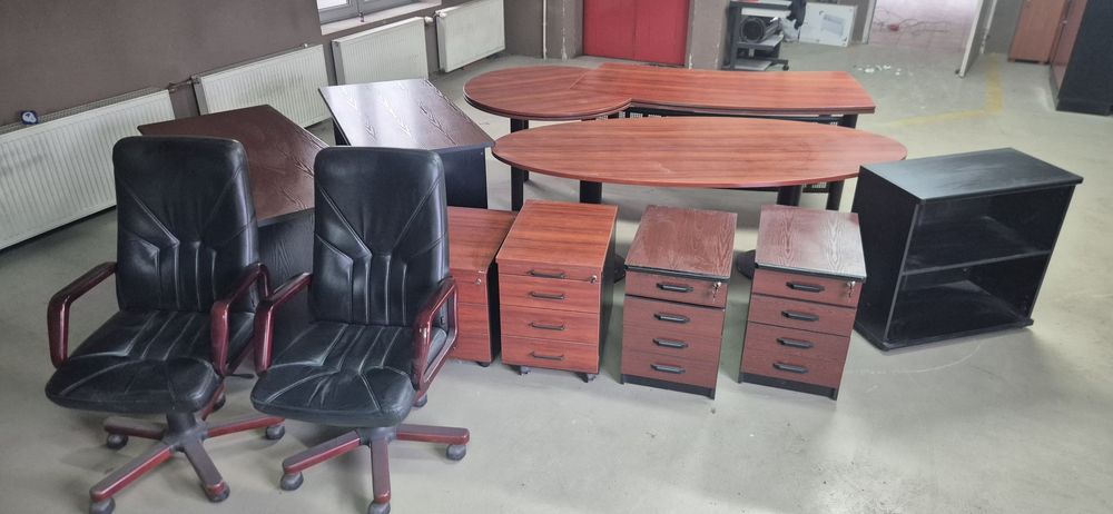 Solidne meble biurowe w bardzo dobrym stanie
