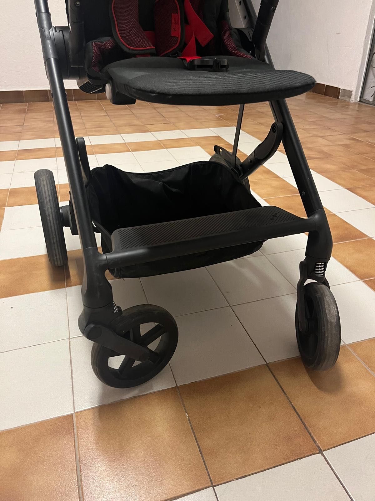 Carrinho bebé cybex edição Ferrari