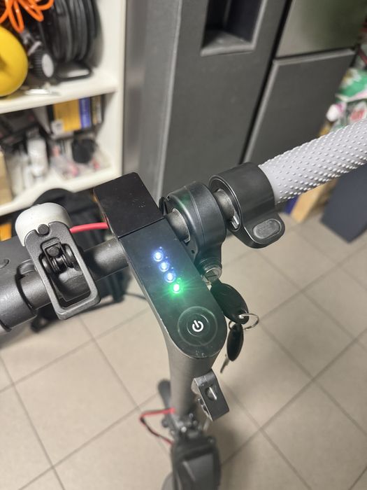 OKAZJA! Xiaomi M365 super stan ze stacyjka i dodatkowa mocna bateria