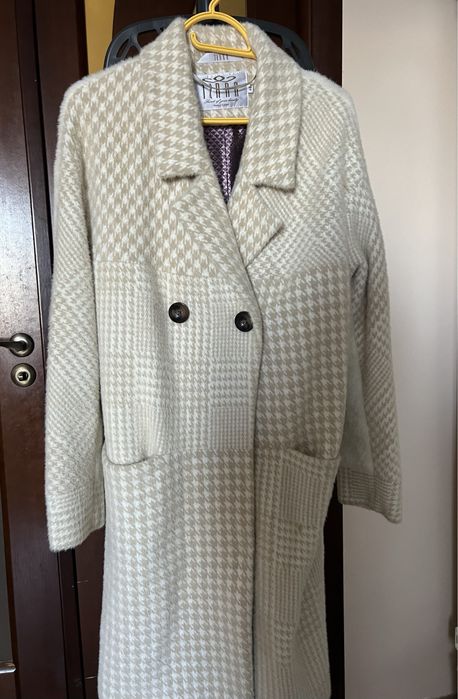 Пальто в ідеальному стані