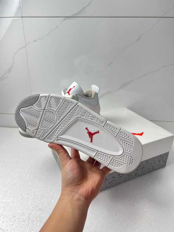 Jordan 4 Retro White Oreo